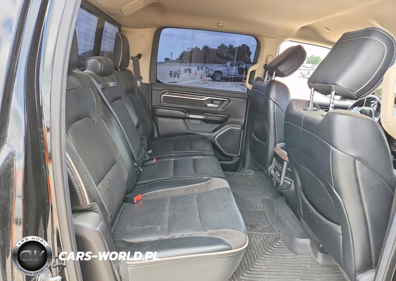 2019 Dodge 1500 Laramie VIN:1C6SRFJT3KN786528 - 10