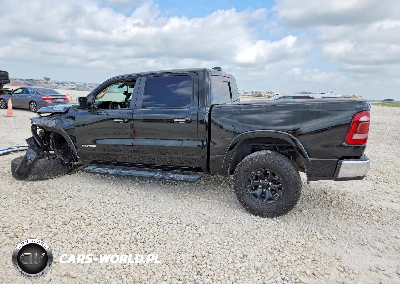 2019 Dodge 1500 Laramie VIN:1C6SRFJT3KN786528 - 2