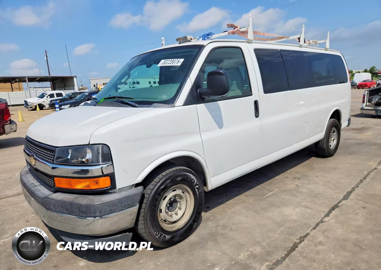 2017 Chevrolet Express G3500 Lt