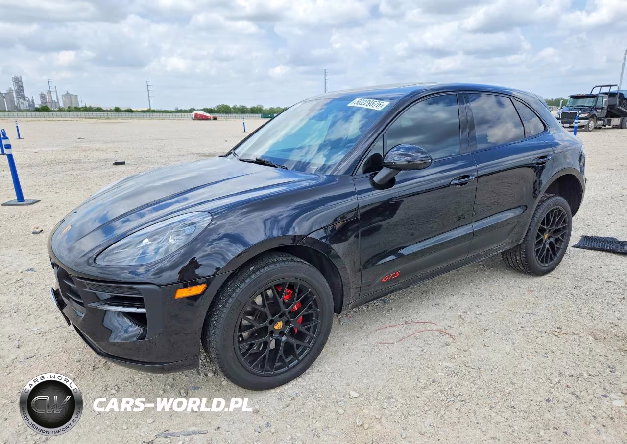 2021 Porsche Macan Gts