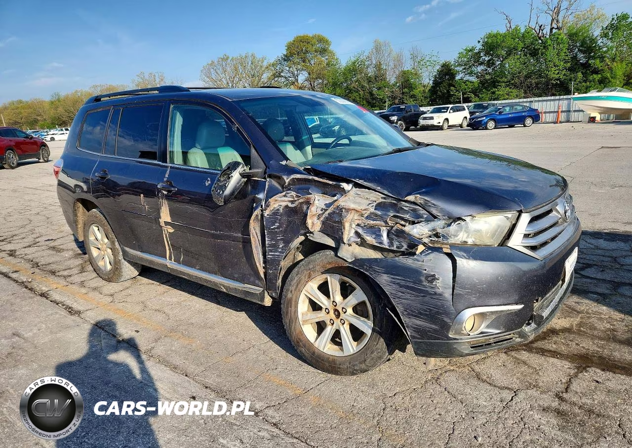 2012 Toyota Highlander Base VIN:5TDBK3EH5CS169452 - 4
