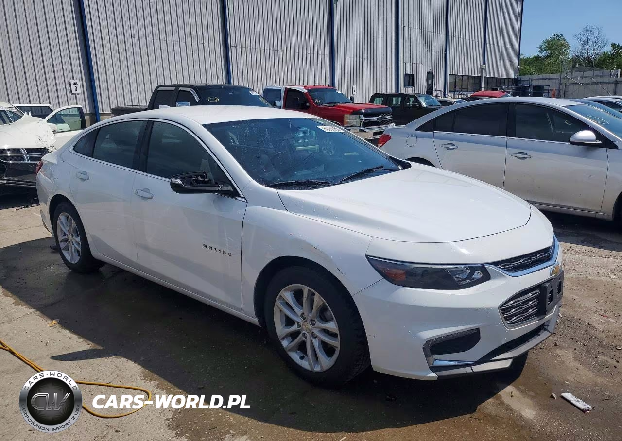 2017 Chevrolet Malibu Lt VIN:1G1ZE5ST0HF177968 - 4