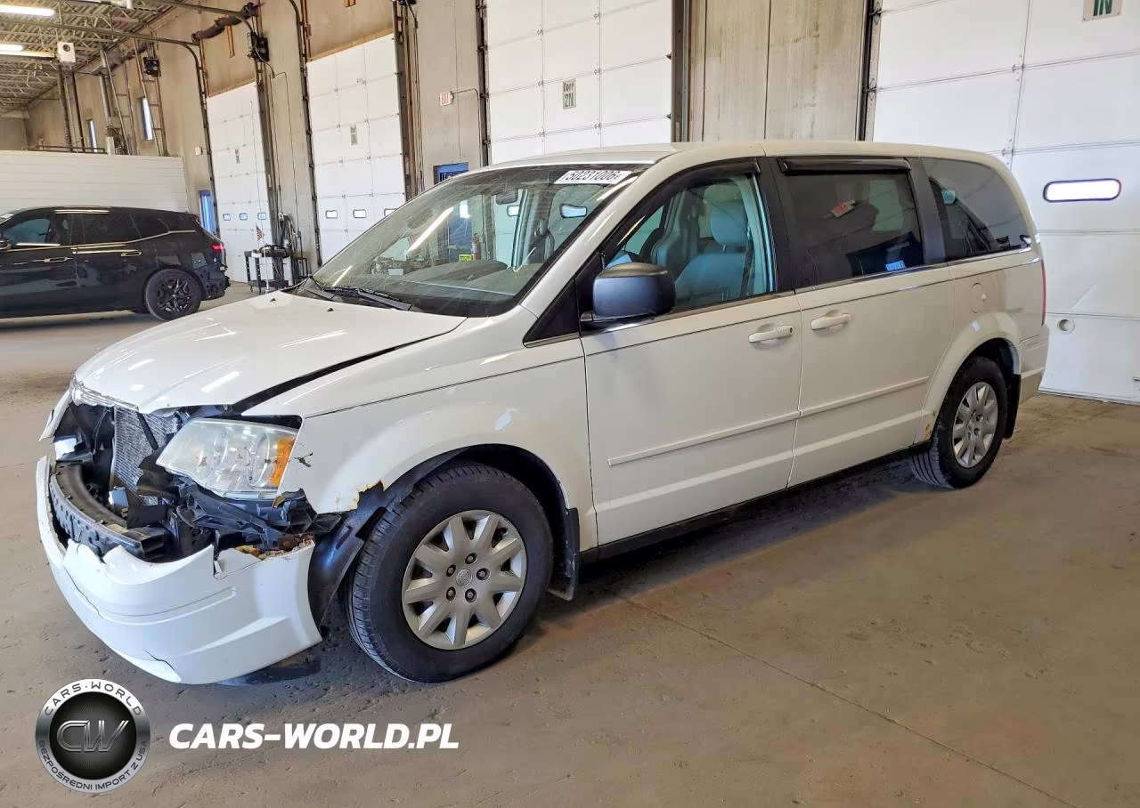 2009 Chrysler Town & Country Lx