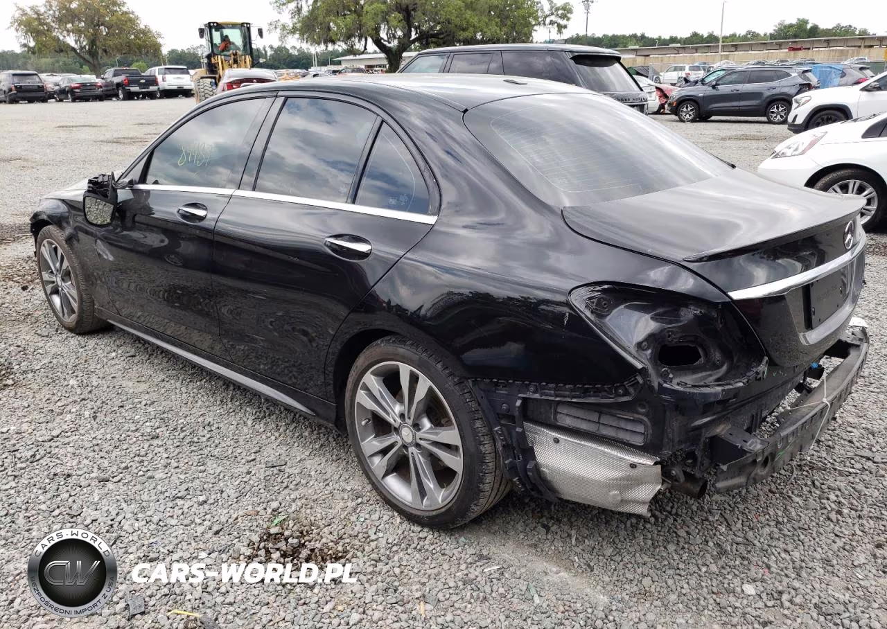 2015 Mercedes-Benz C 300 VIN:55SWF4JB5FU076936 - 2