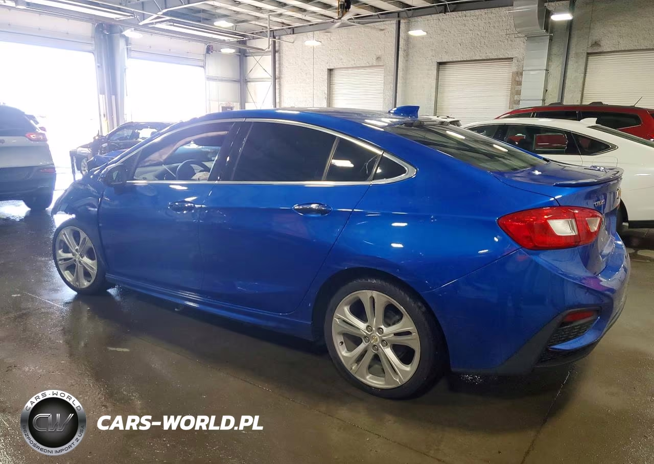 2017 Chevrolet Cruze Premier VIN:1G1BF5SM9H7217529 - 2