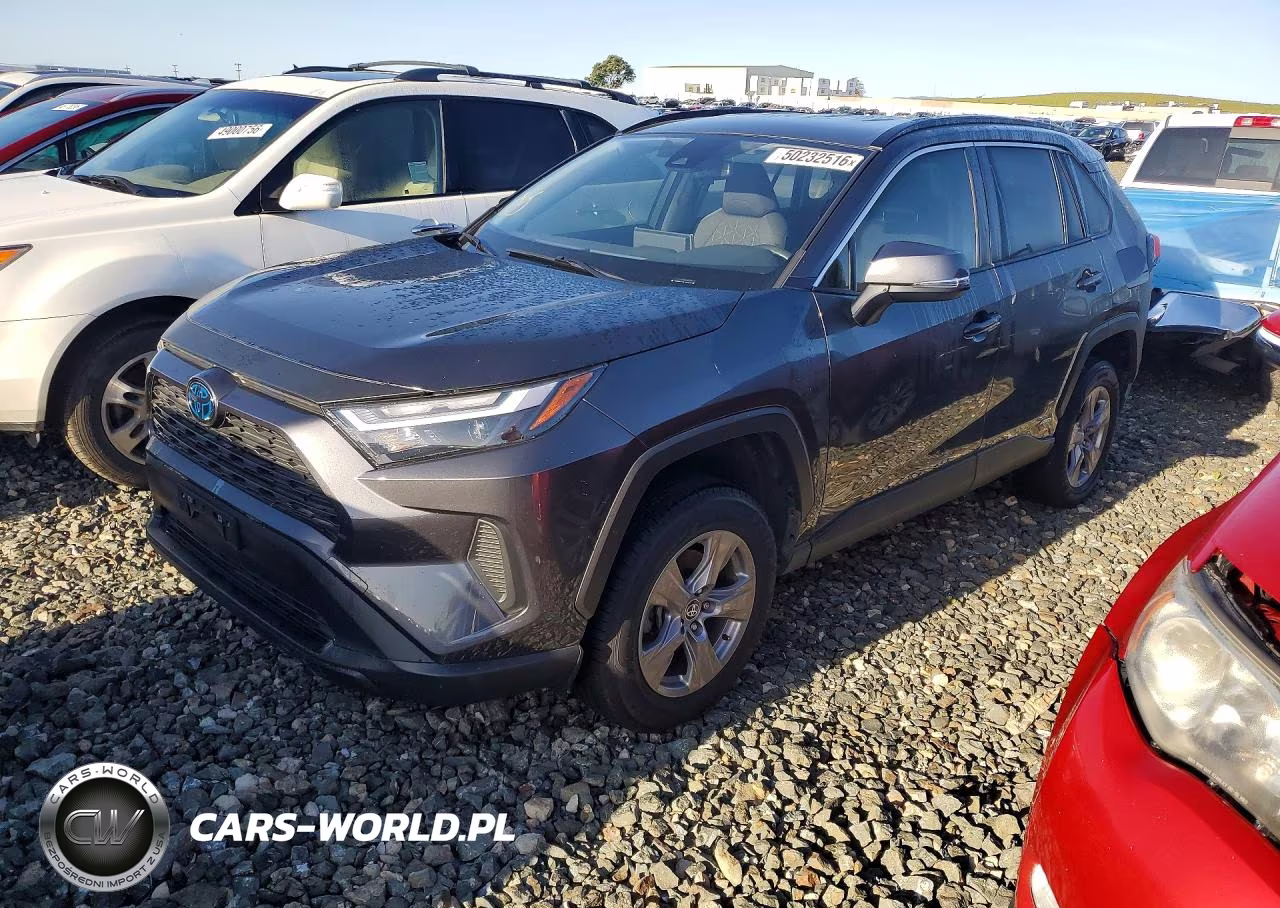 2024 Toyota Rav4 Xle – zdjęcie 1 z 13