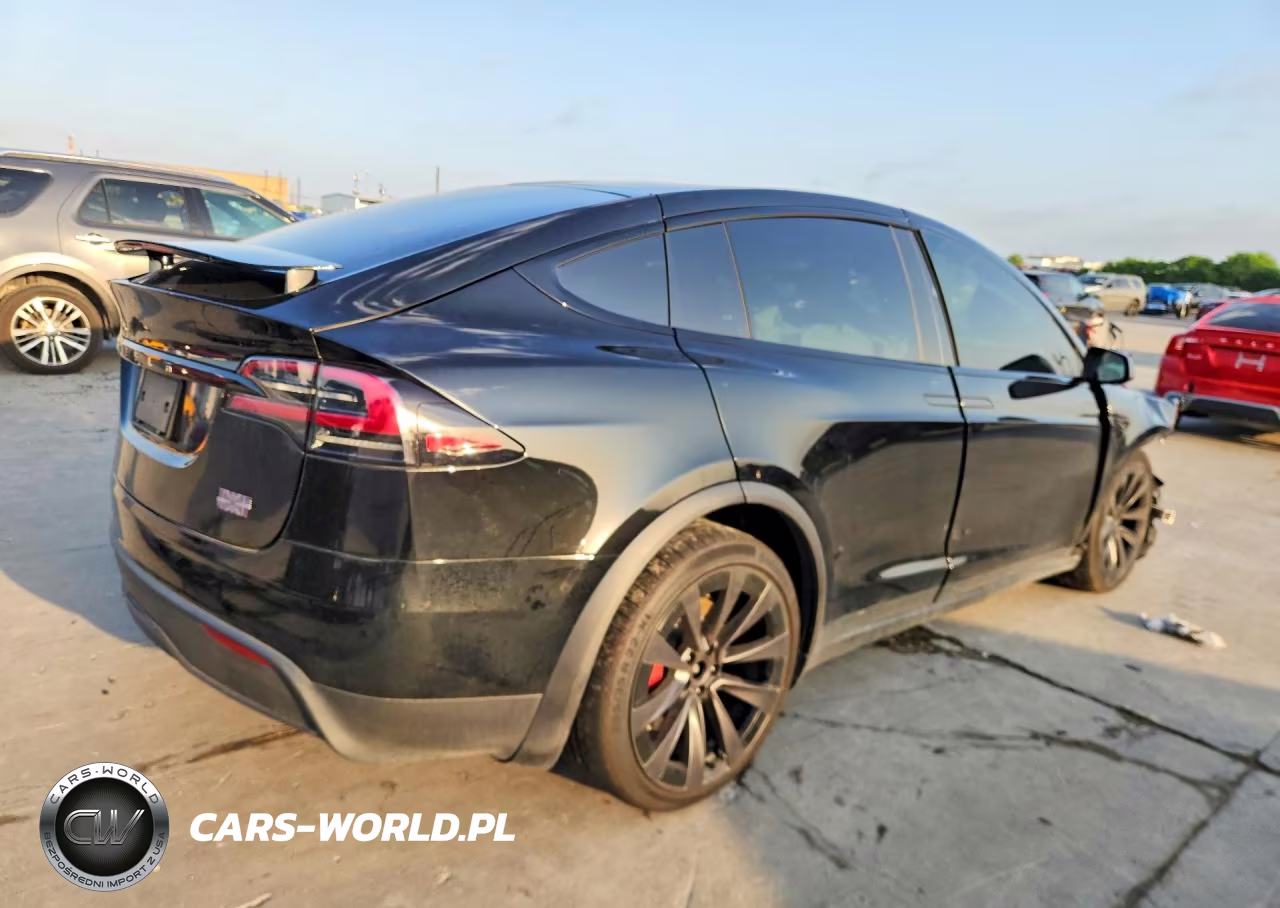 2024 Tesla Model X VIN:7SAXCBE62RF440396 - 3