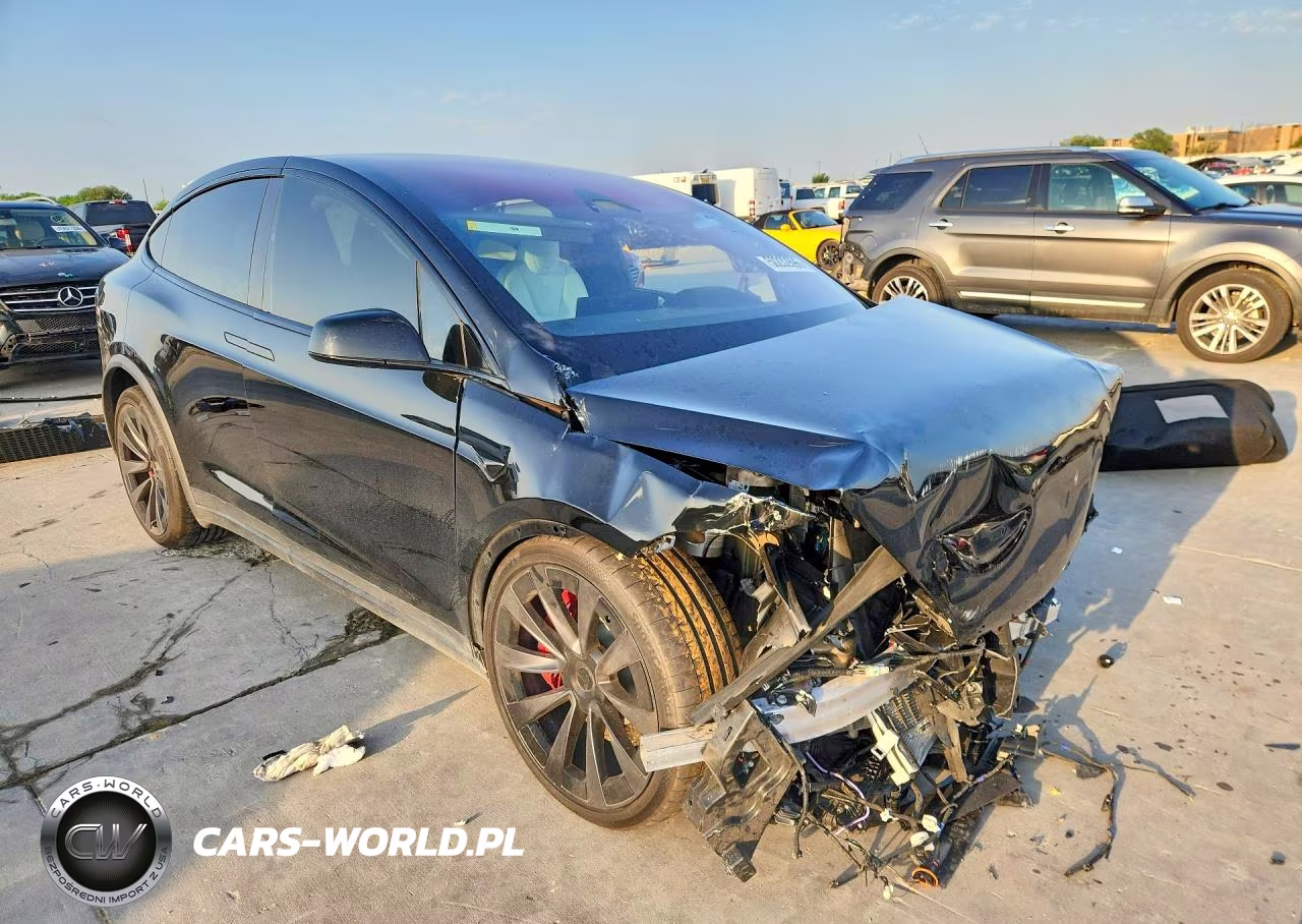 2024 Tesla Model X VIN:7SAXCBE62RF440396 - 4