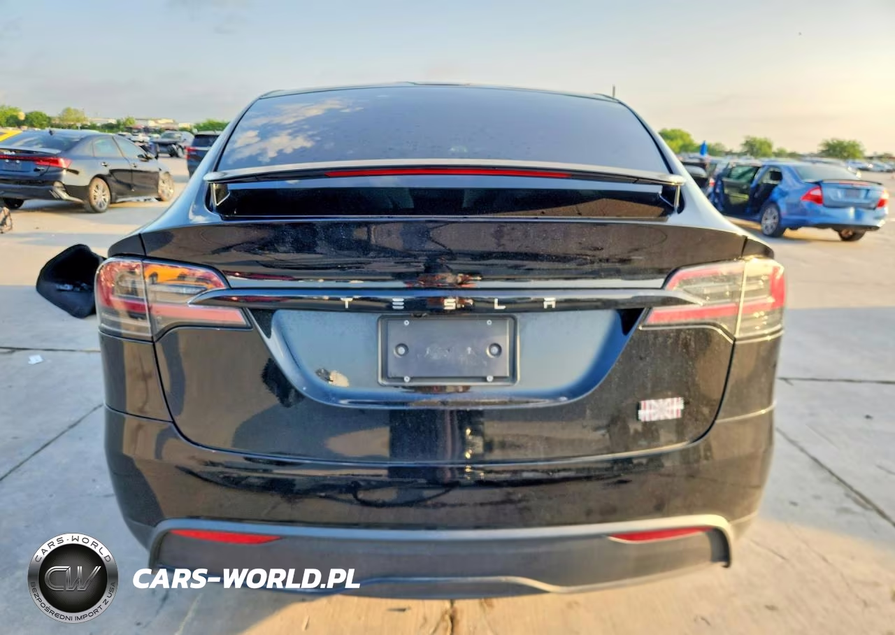 2024 Tesla Model X VIN:7SAXCBE62RF440396 - 6