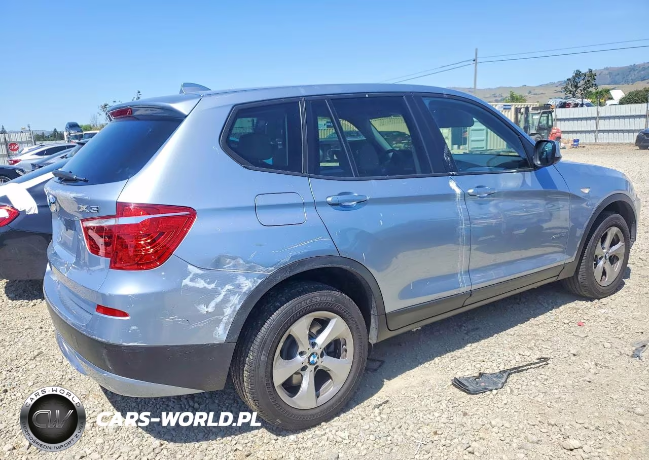 2011 BMW X3 xDrive28I VIN:5UXWX5C56BL708490 - 3