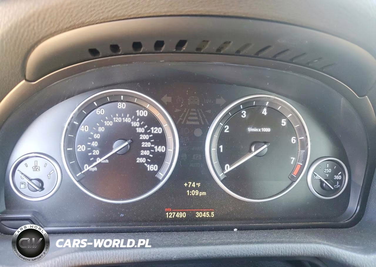 2011 BMW X3 xDrive28I VIN:5UXWX5C56BL708490 - 9