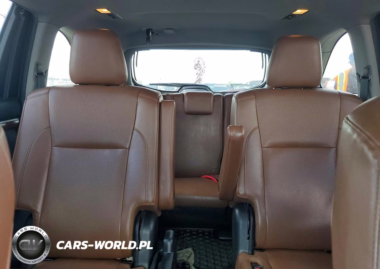 2019 Toyota Highlander Limited VIN:5TDDZRFH1KS929462 - 10