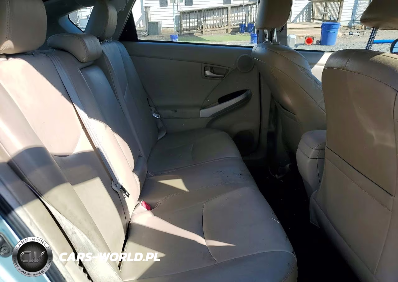 2014 Toyota Prius Four VIN:JTDKN3DU3E1818235 - 10
