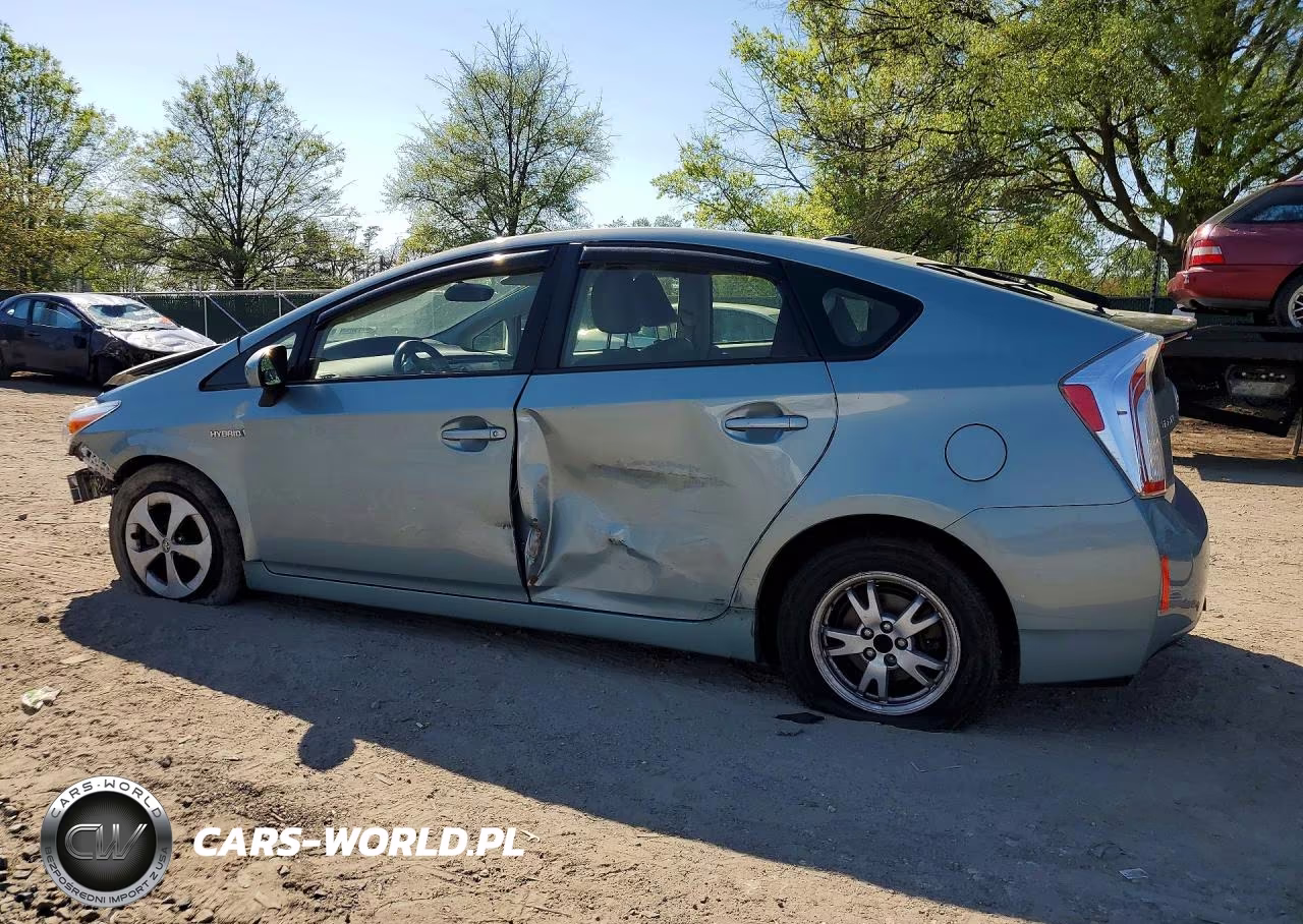 2014 Toyota Prius Four VIN:JTDKN3DU3E1818235 - 2