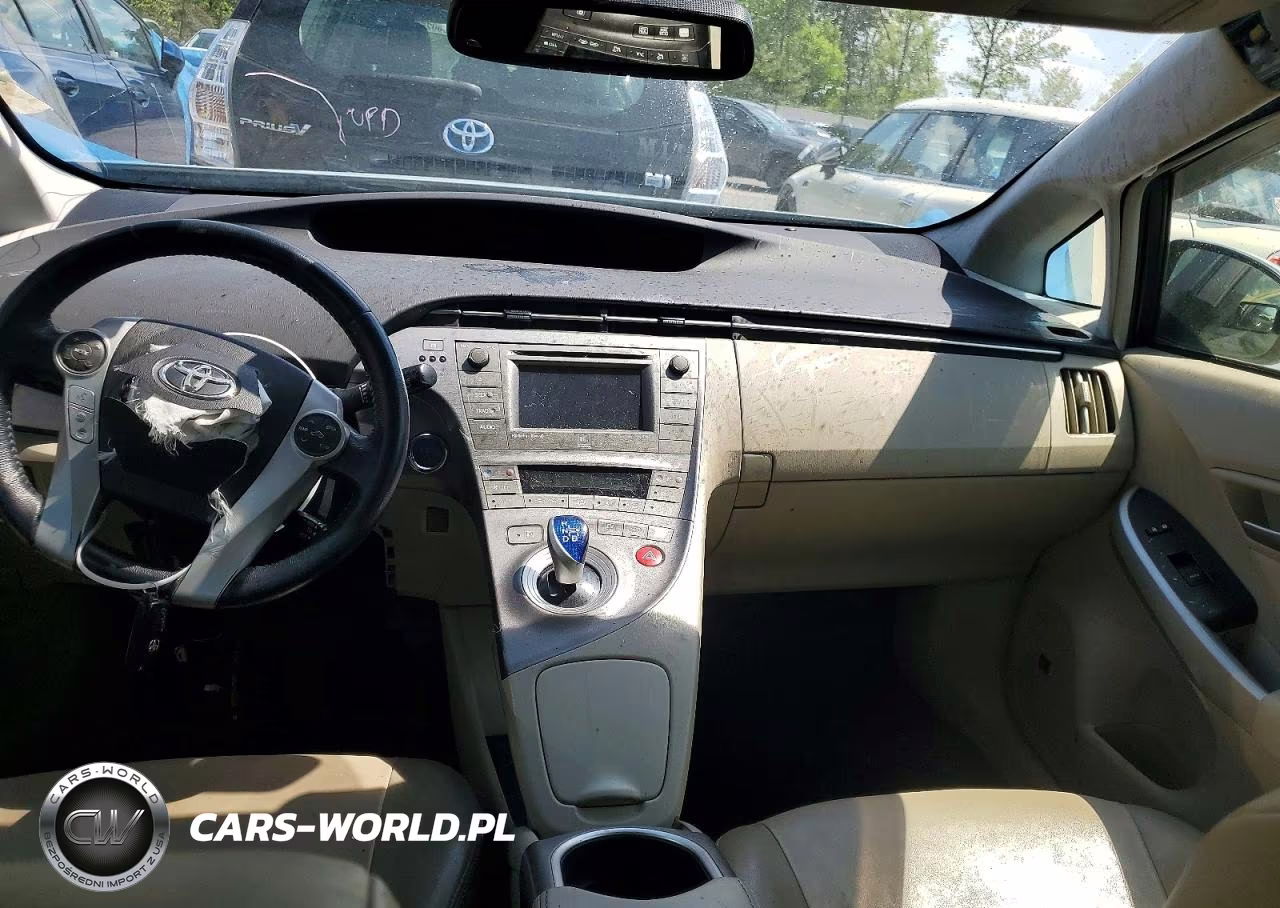2014 Toyota Prius Four VIN:JTDKN3DU3E1818235 - 8