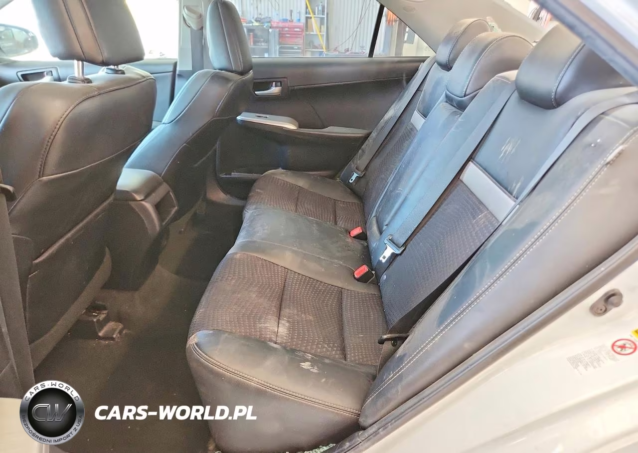 2014 Toyota Camry Se Sport VIN:4T1BF1FK9EU323142 - 10