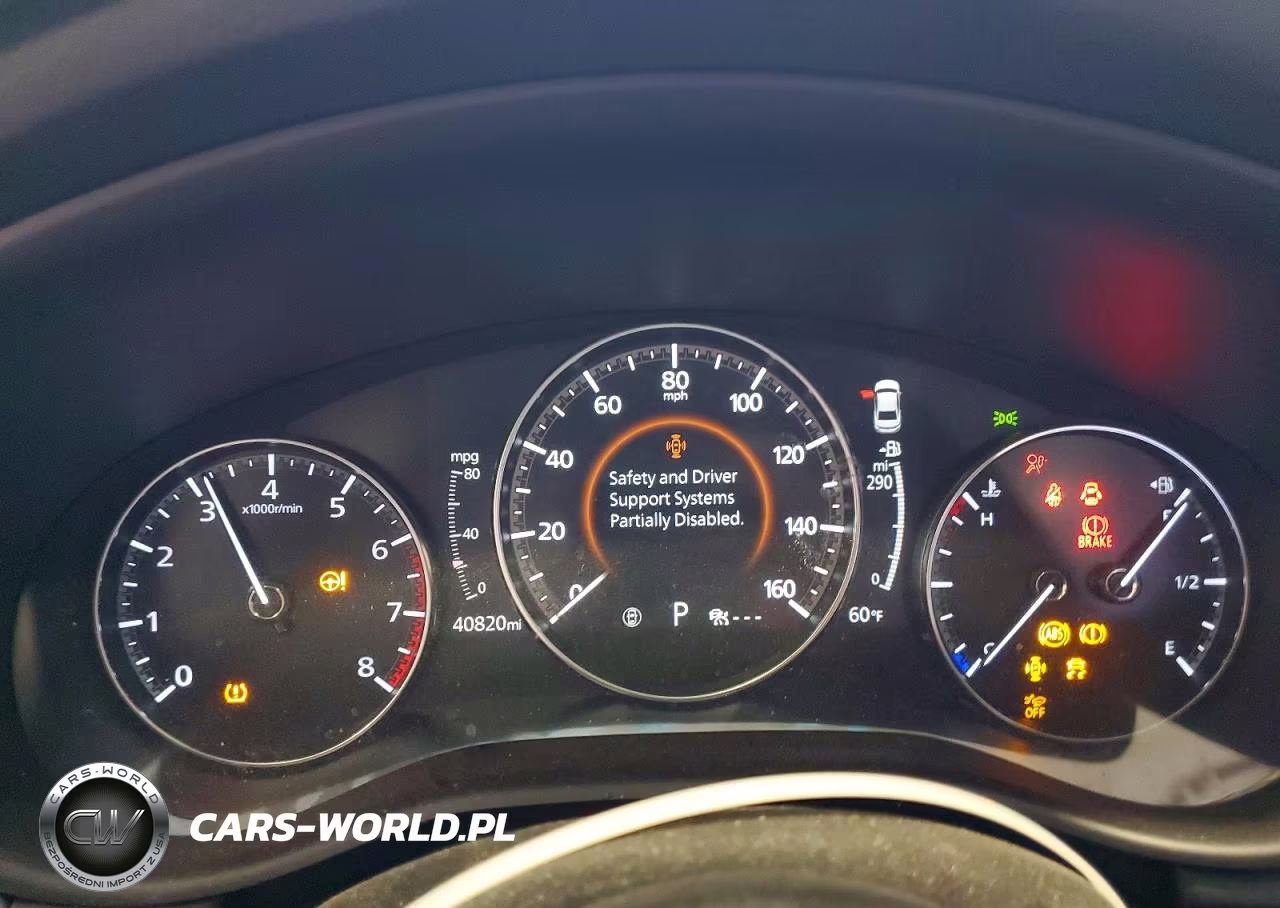 2023 Mazda 3 Premium Plus VIN:3MZBPBEY7PM382076 - 9