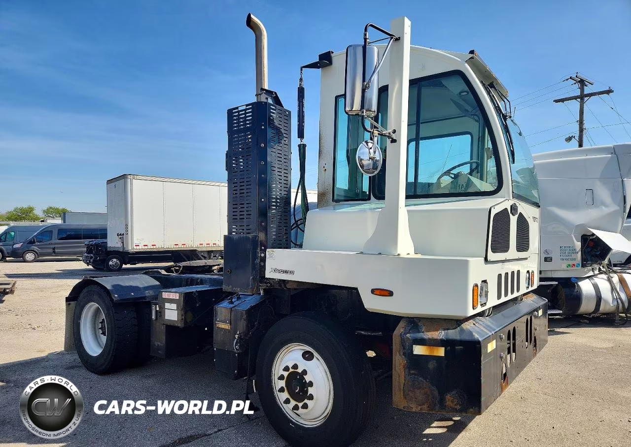 2018 Autocar Llc Xspotter-On Yard Truck