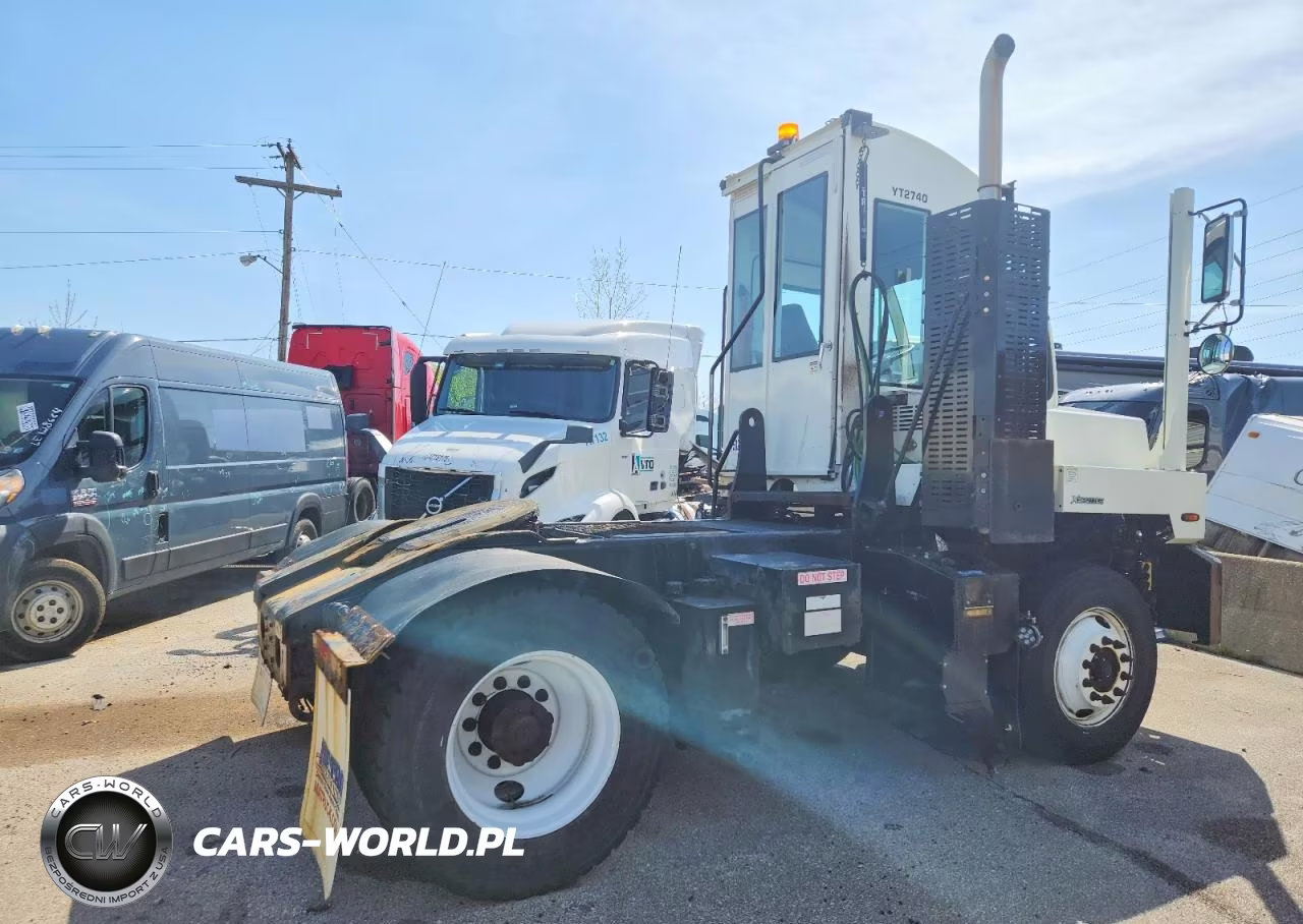 2018 Autocar Llc Xspotter-On Yard Truck VIN:516H4GF2XJH225676 - 4