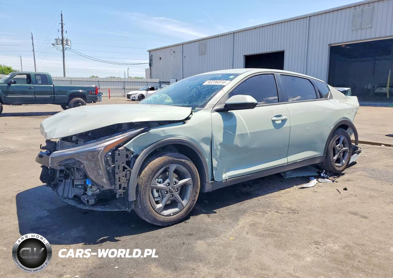2025 Kia K4 Lxs VIN:3KPFT4DEXSE224613 - 1