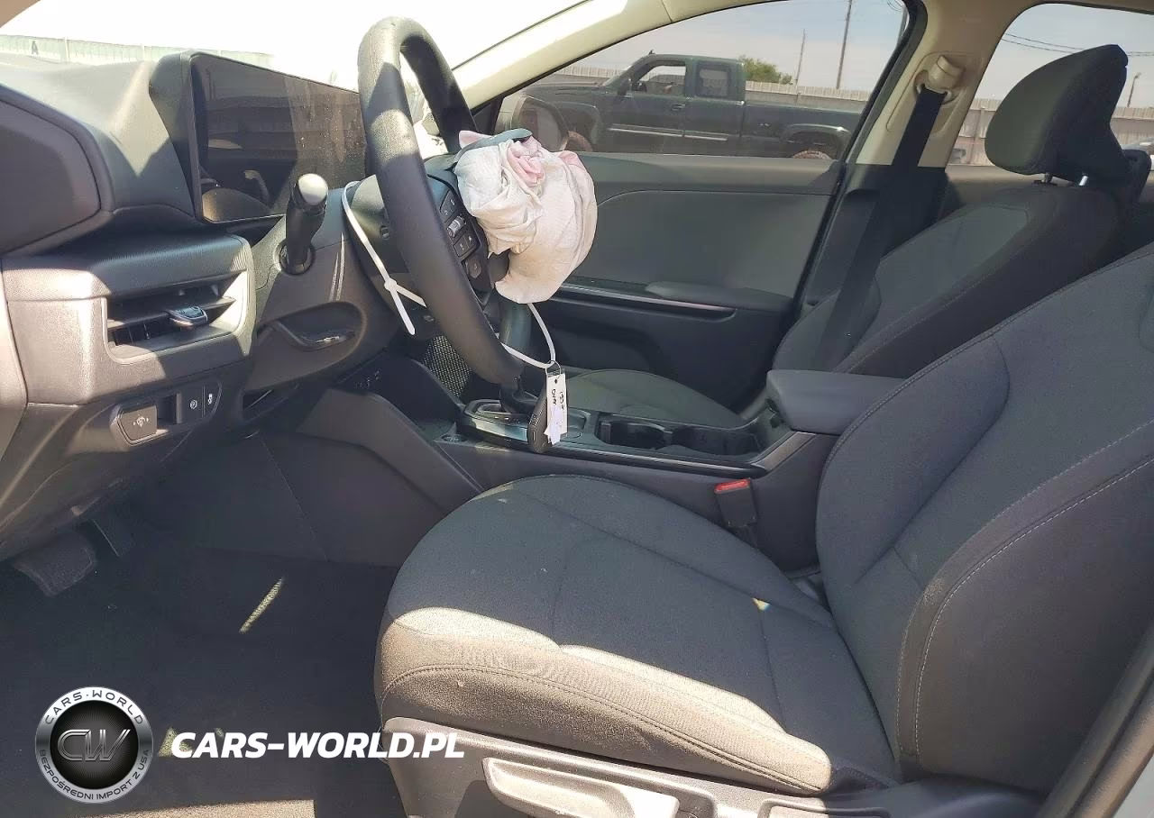 2025 Kia K4 Lxs VIN:3KPFT4DEXSE224613 - 7