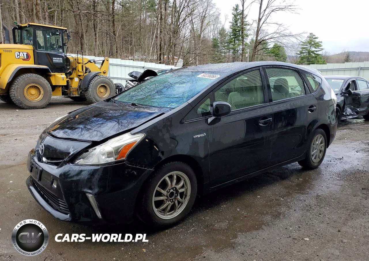 2014 Toyota Prius V Two