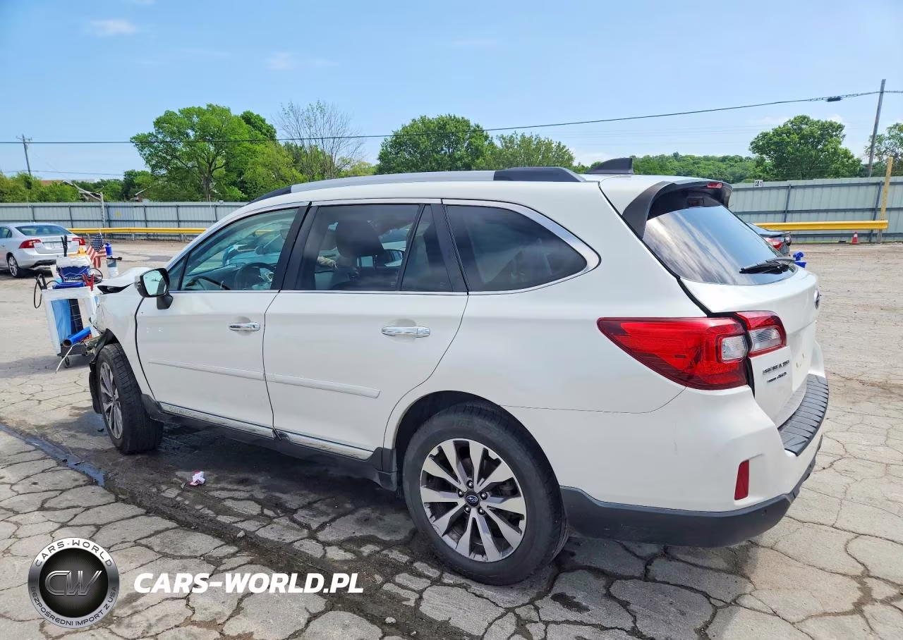 2017 Subaru Outback Touring VIN:4S4BSATC9H3271398 - 2