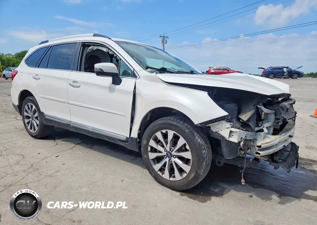 2017 Subaru Outback Touring VIN:4S4BSATC9H3271398 - 4