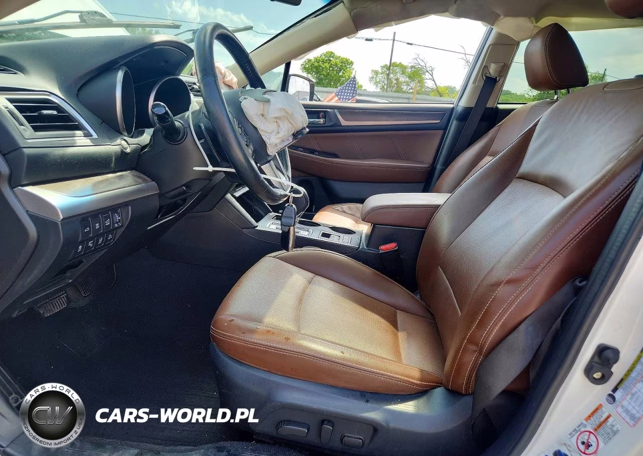 2017 Subaru Outback Touring VIN:4S4BSATC9H3271398 - 7