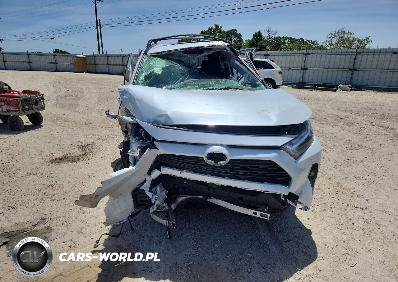 2024 Toyota Rav4 Xle Premium VIN:JTMB6RFV2RD138868 - 5