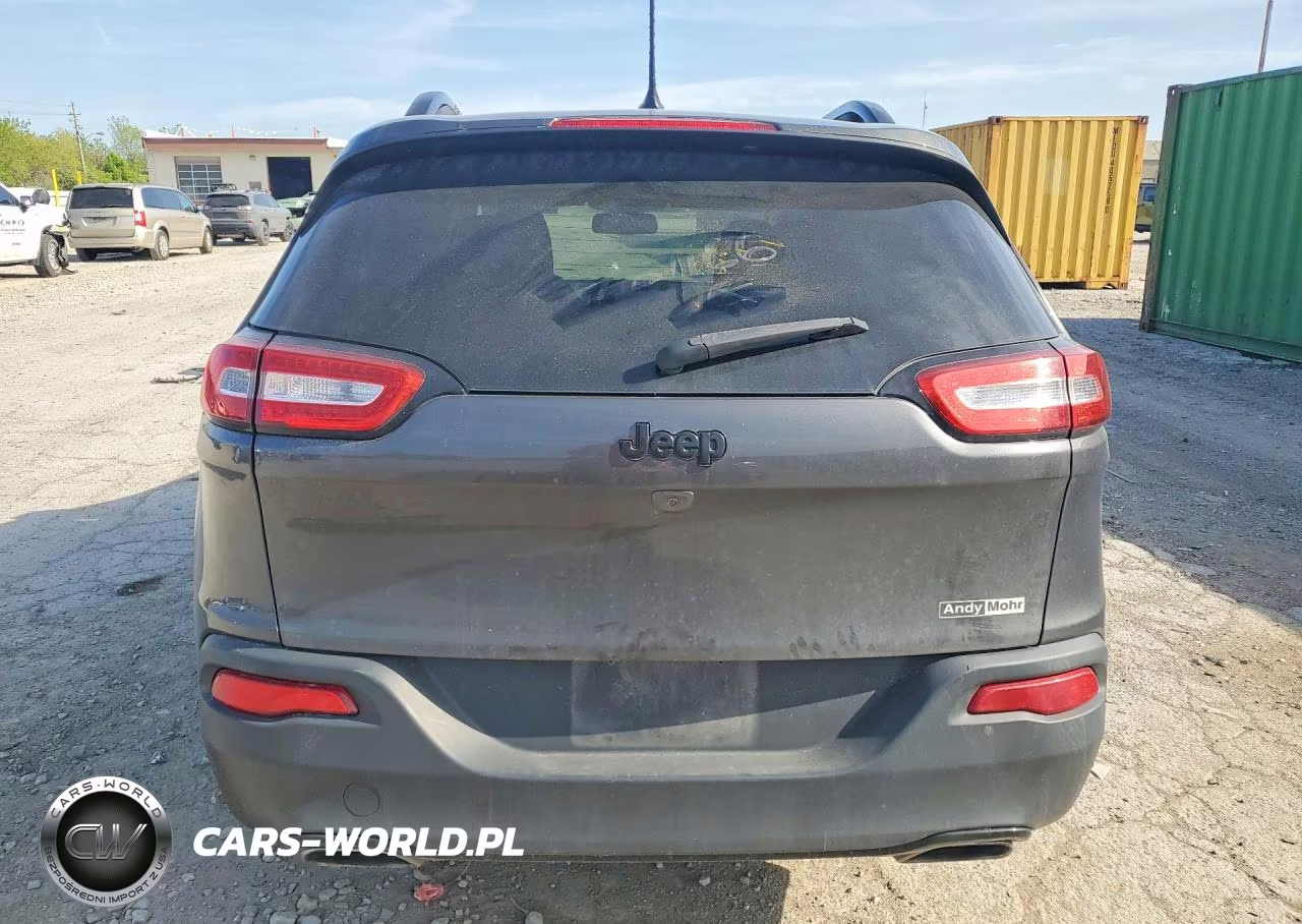 2015 Jeep Cherokee Latitude VIN:1C4PJLCS2FW781166 - 6