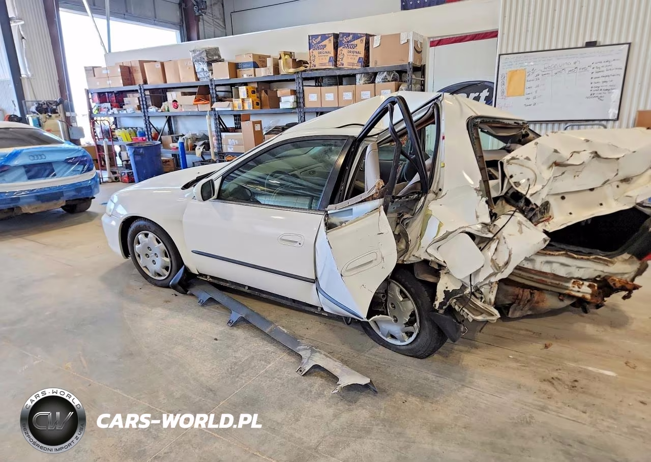 1998 Honda Accord Lx VIN:1HGCG5642WA155329 - 2
