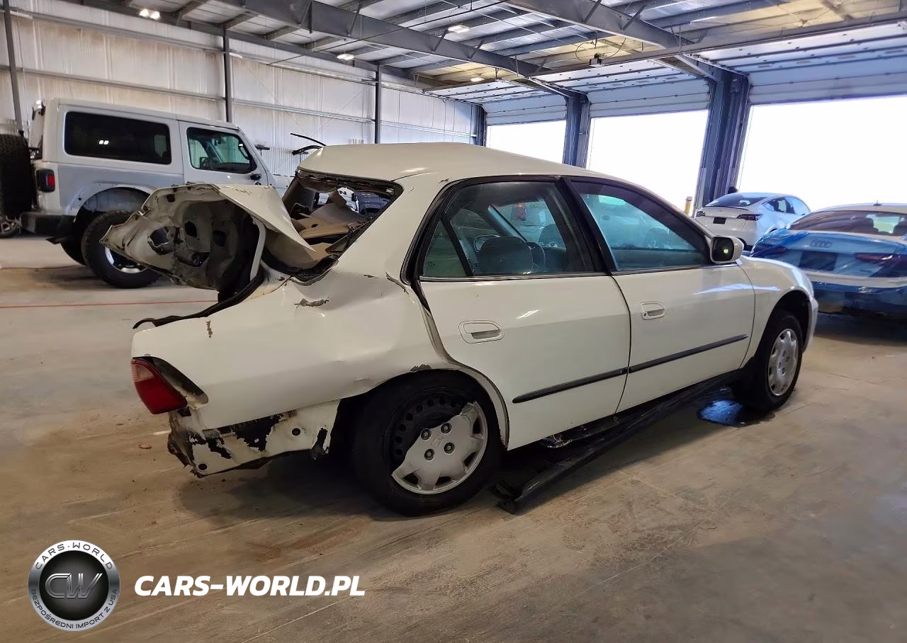 1998 Honda Accord Lx VIN:1HGCG5642WA155329 - 3