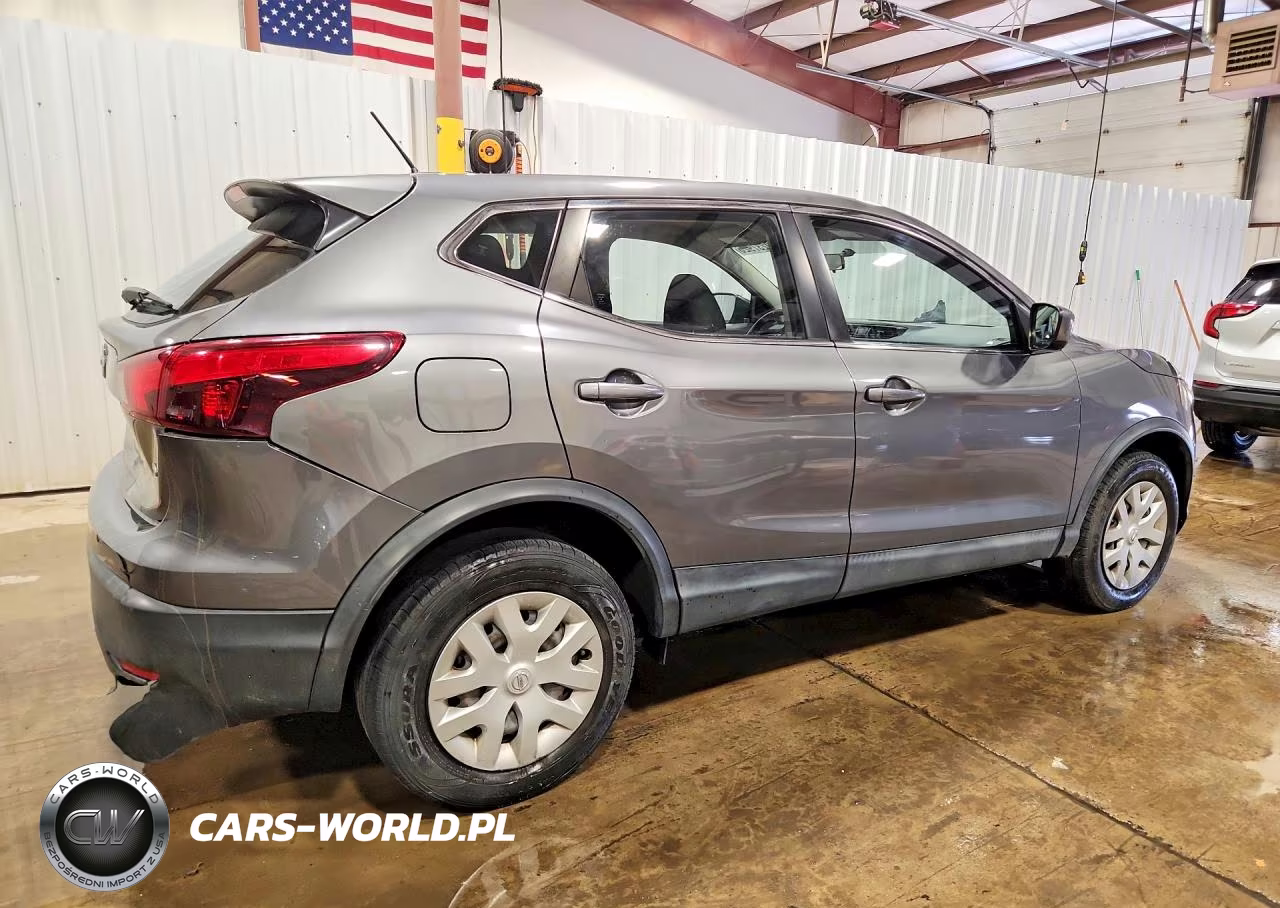 2018 Nissan Rogue Sport S VIN:JN1BJ1CR9JW256483 - 3