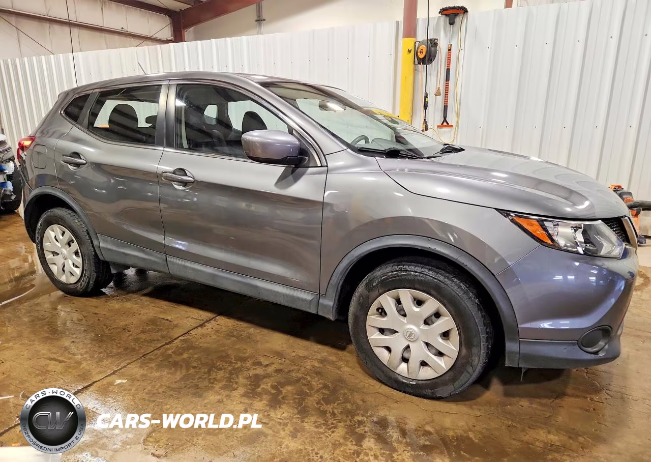 2018 Nissan Rogue Sport S VIN:JN1BJ1CR9JW256483 - 4