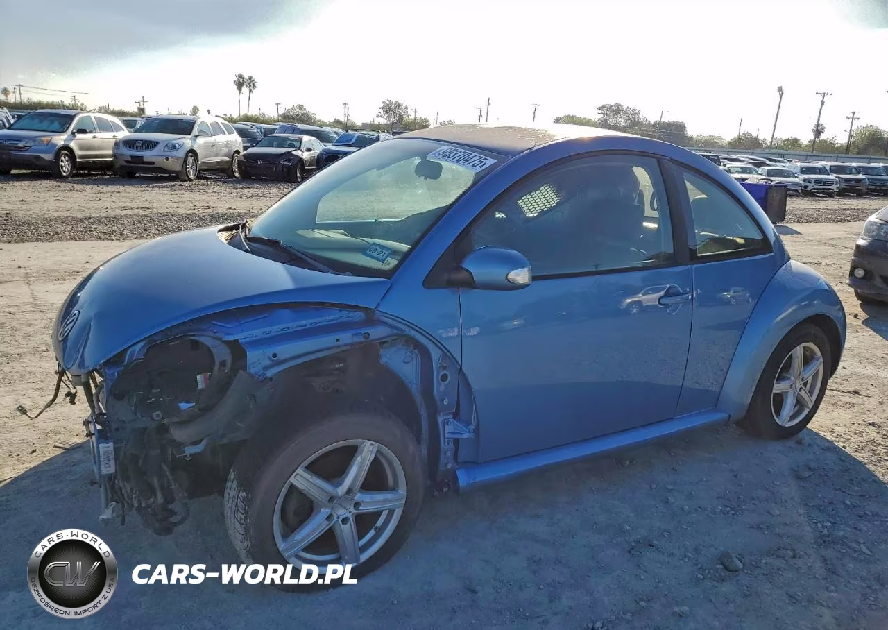2010 Volkswagen New Beetle
