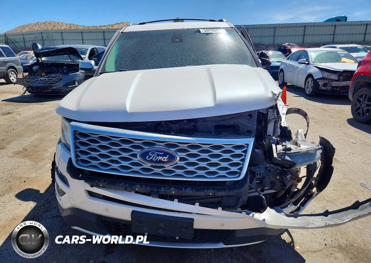 2016 Ford Explorer Platinum VIN:1FM5K8HT6GGB26714 - 5