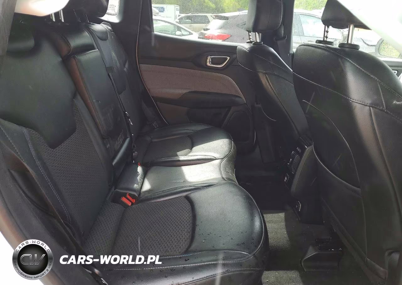 2023 Jeep Compass Latitude VIN:3C4NJDBN2PT535928 - 10