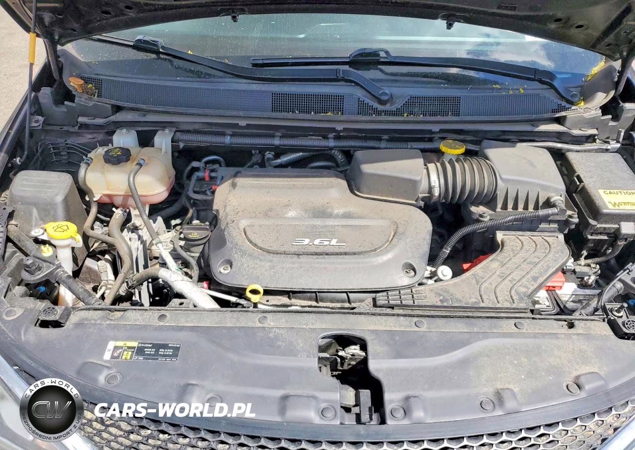 2019 Chrysler Pacifica Touring L VIN:2C4RC1BG1KR532770 - 12