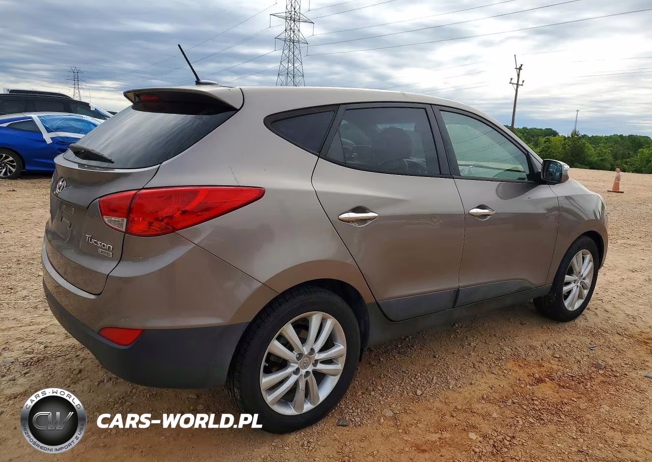 2011 Hyundai Tucson Limited VIN:KM8JU3AC4BU197992 - 3