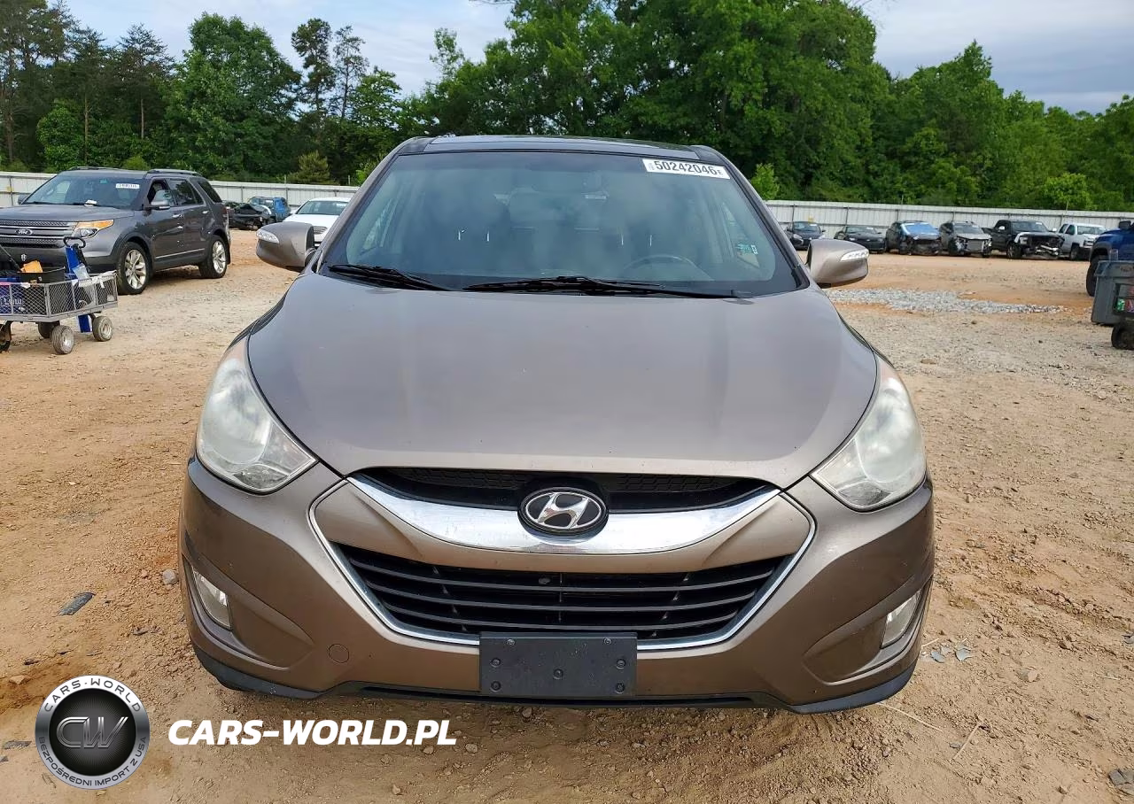 2011 Hyundai Tucson Limited VIN:KM8JU3AC4BU197992 - 5