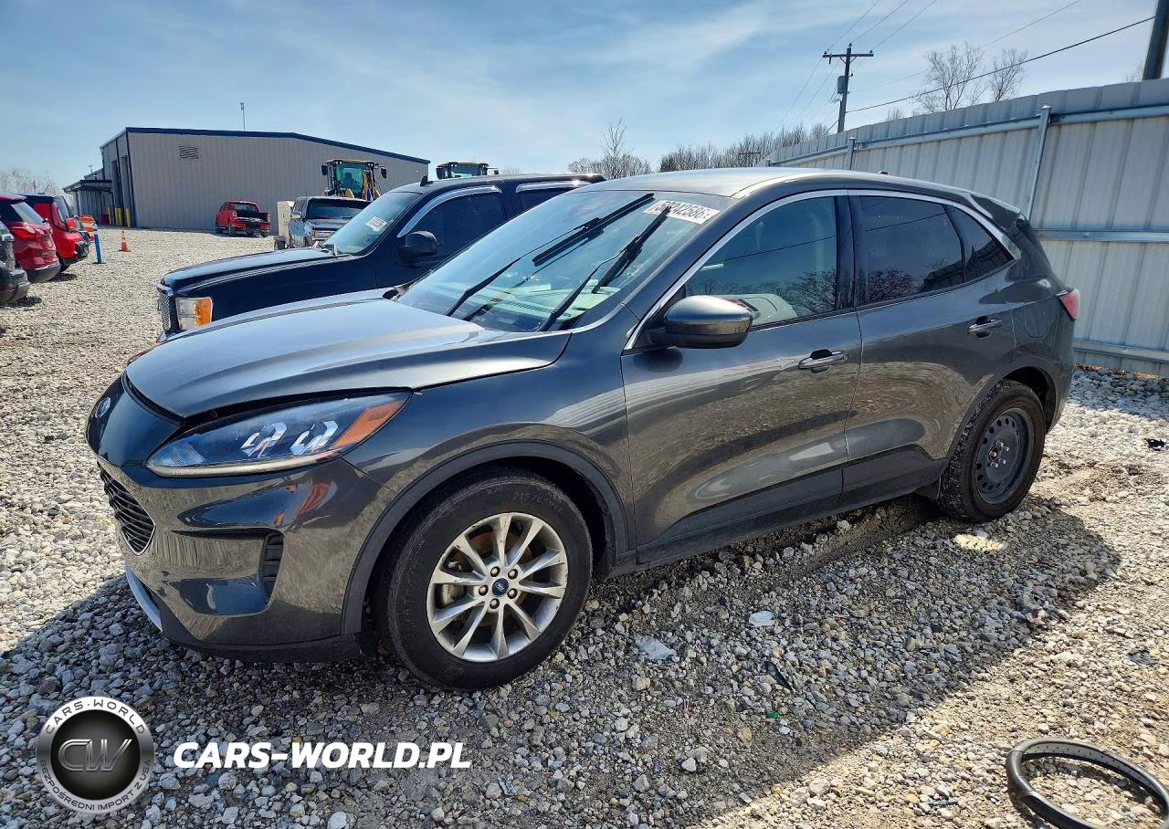 2020 Ford Escape Se