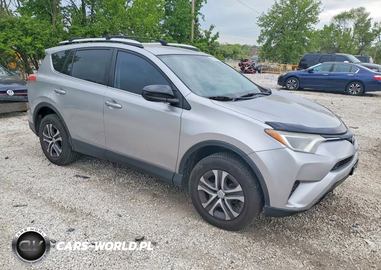 2016 Toyota Rav4 Le VIN:2T3ZFREV3GW303889 - 4