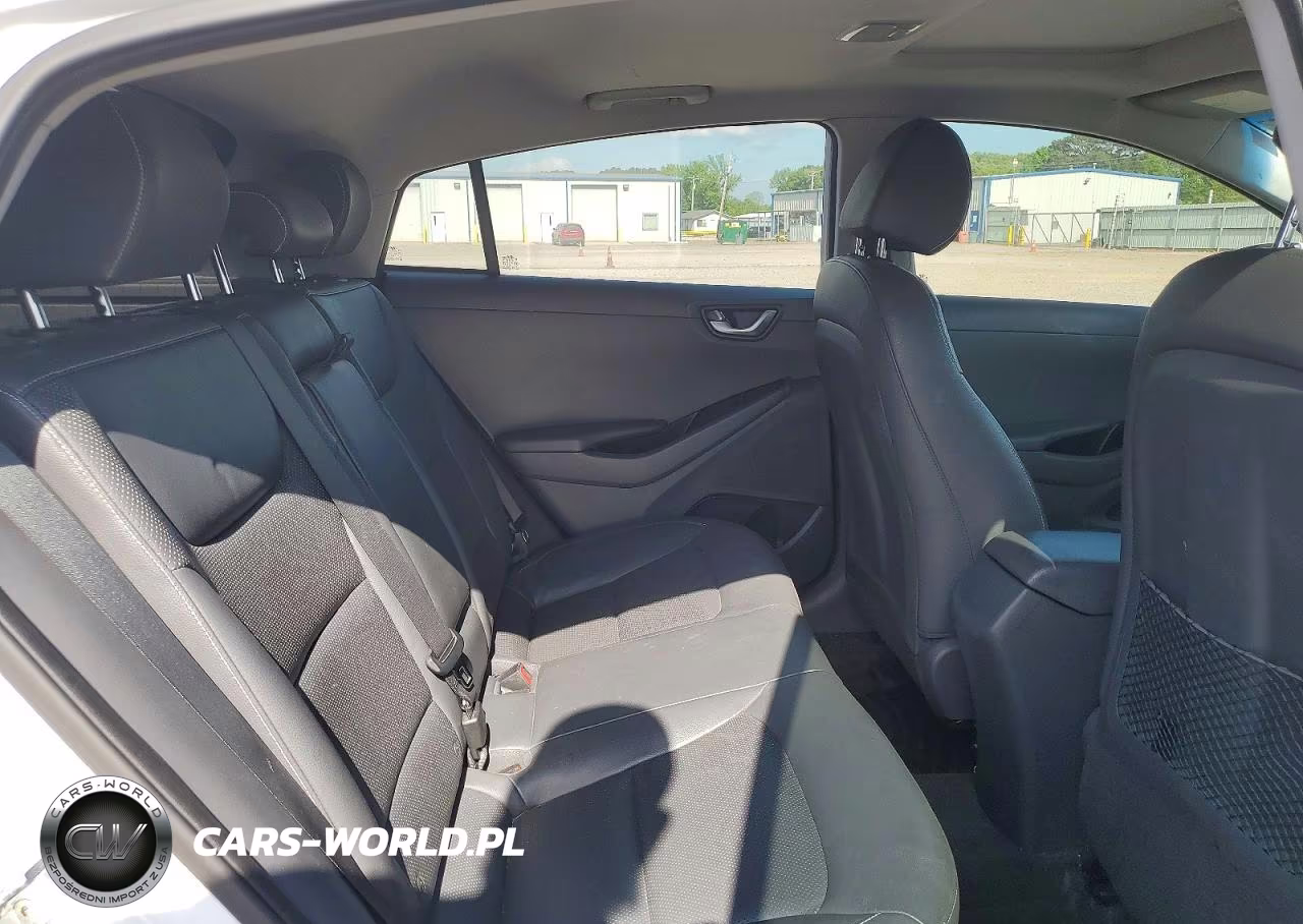 2018 Hyundai Ioniq Limited VIN:KMHC85LC6JU077566 - 11