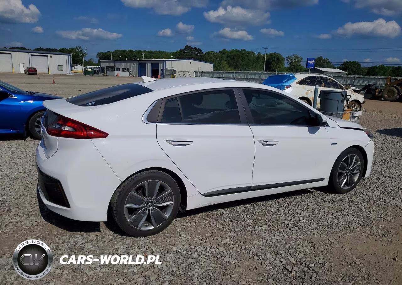2018 Hyundai Ioniq Limited VIN:KMHC85LC6JU077566 - 3