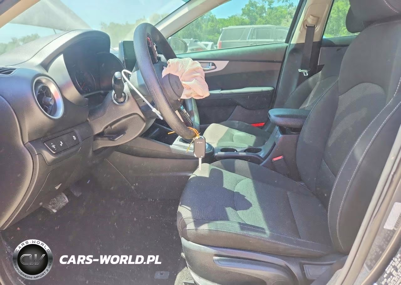 2024 Kia Forte Lxs VIN:3KPF24AD1RE758141 - 7
