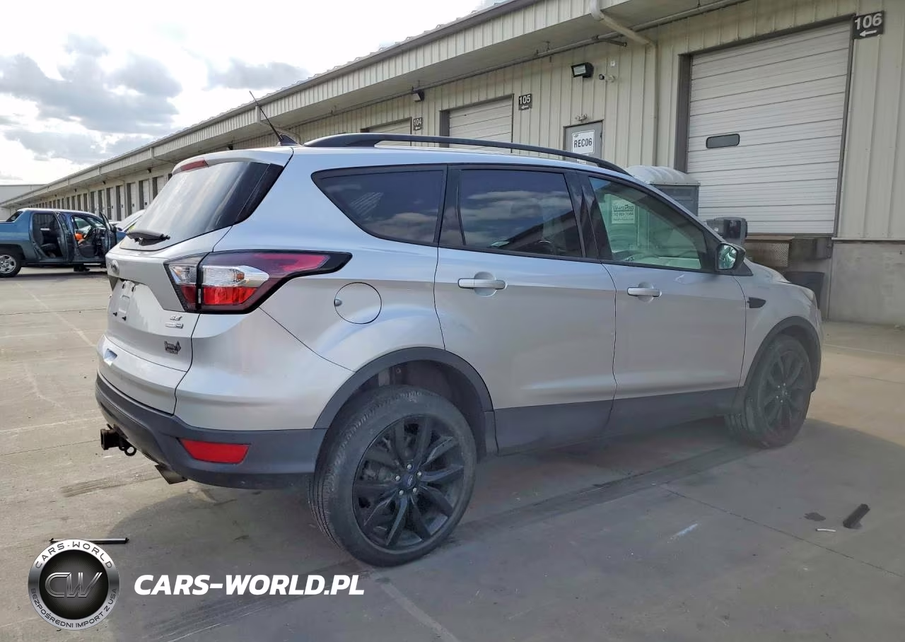 2018 Ford Escape Se VIN:1FMCU9GD1JUC69287 - 3
