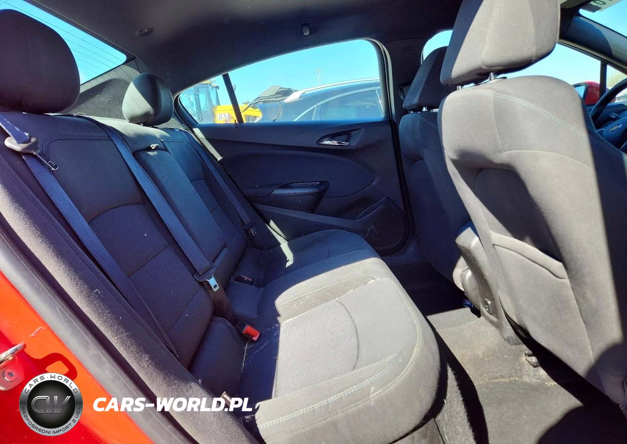 2018 Chevrolet Cruze Lt VIN:1G1BE5SM9J7193760 - 10