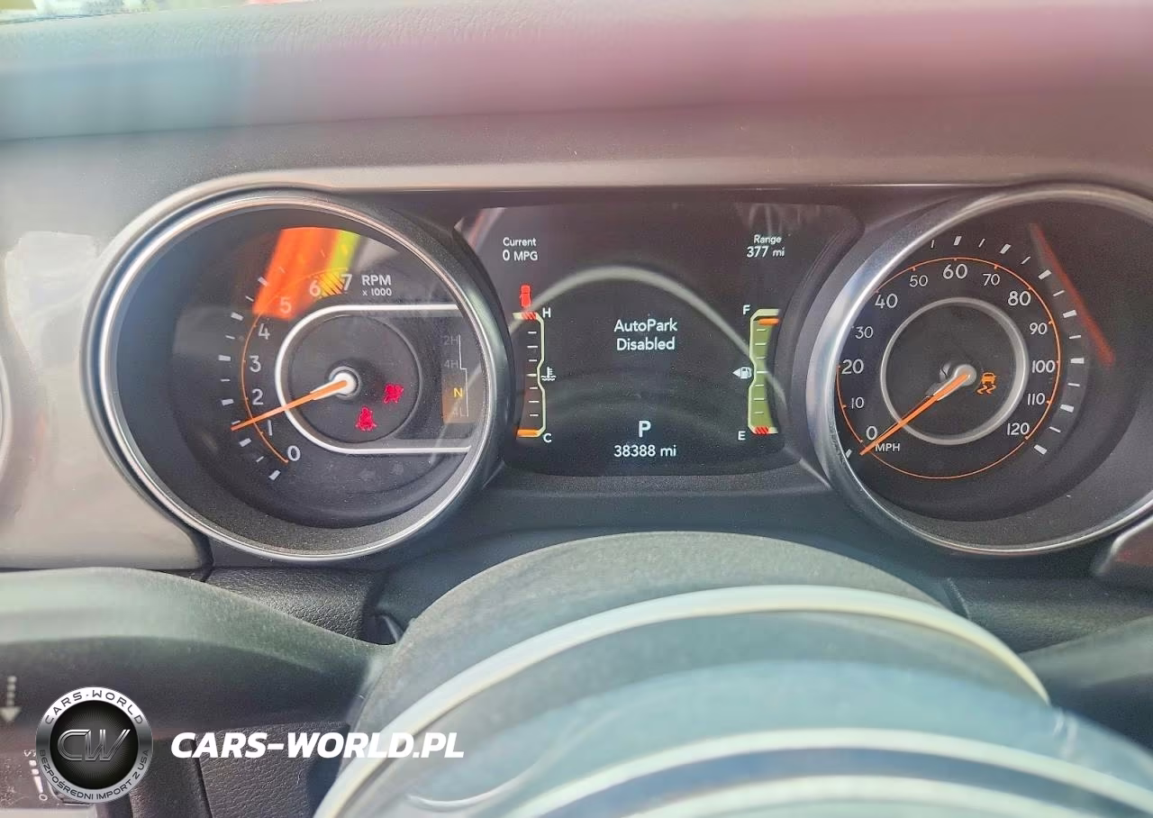 2023 Jeep Wrangler Sahara VIN:1C4HJXEN1PW702607 - 9