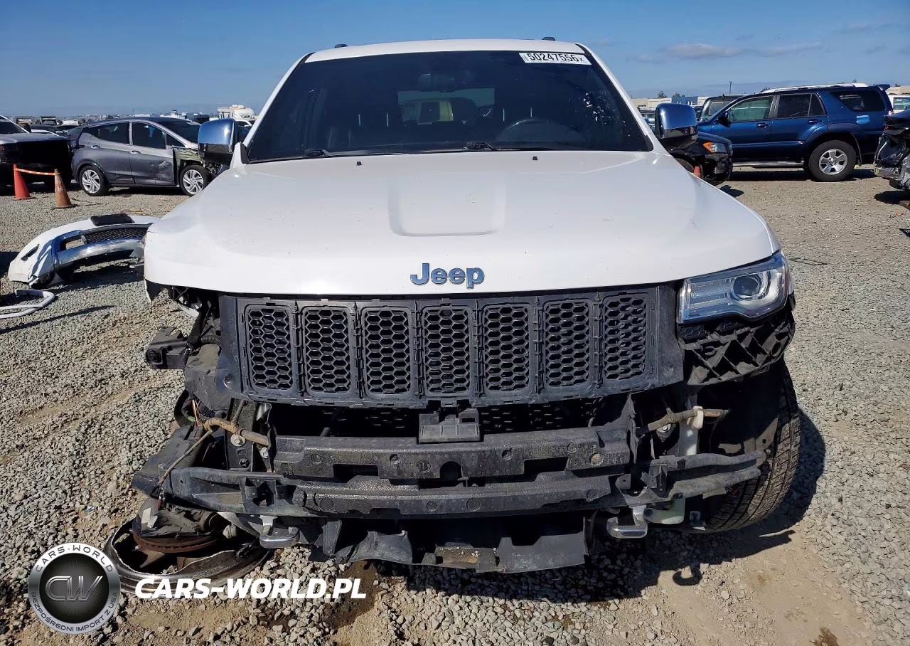 2015 Jeep Grand Cherokee Overland VIN:1C4RJECG1FC719145 - 5